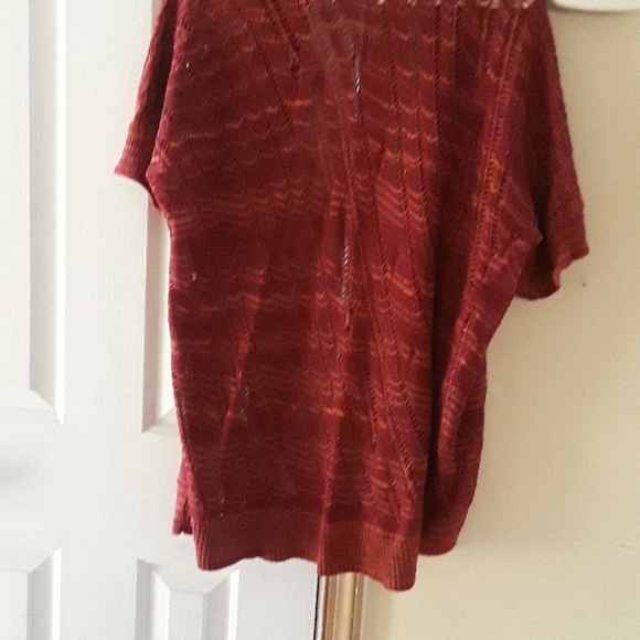 Top - Picture 3 of 3